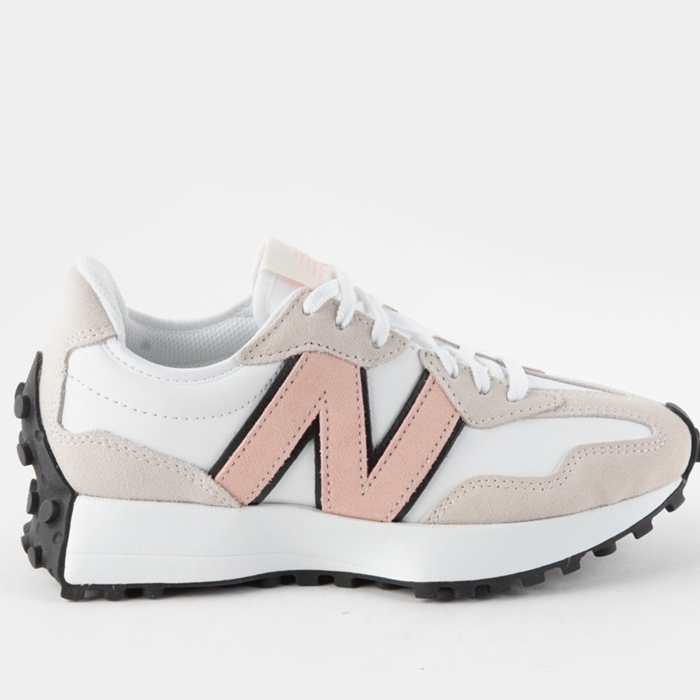 New Balance 327